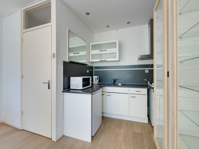 Van Nijenrodeweg 736, Amsterdam