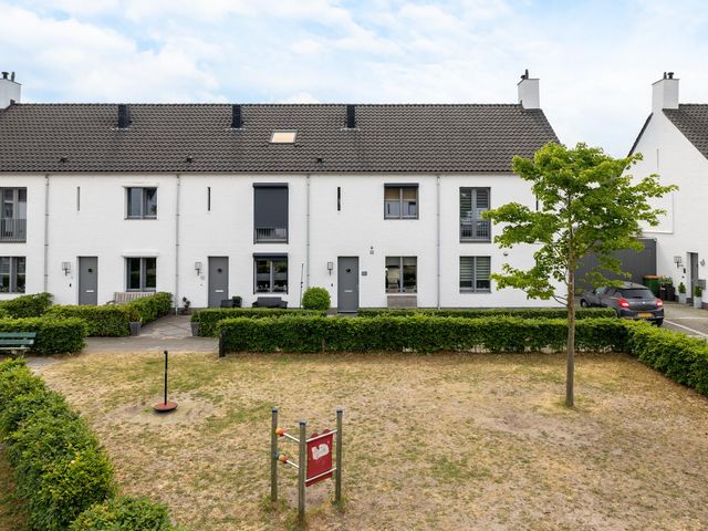 Zoete Kroon 12, Fijnaart