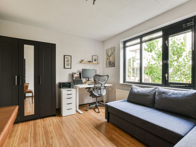 Rumbeke 7, Amsterdam