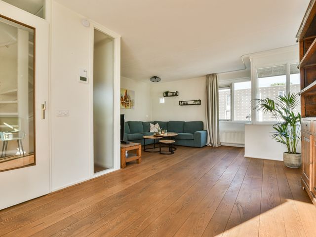 Rumbeke 7, Amsterdam