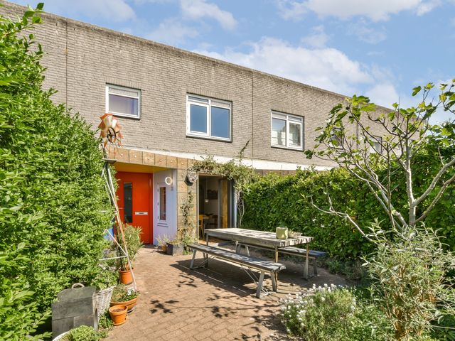 Kortrijk 23, Amsterdam