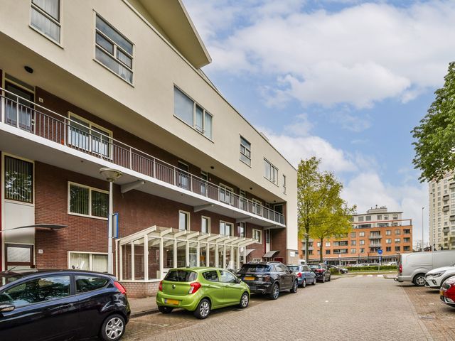 Henegouwenstraat 24, Amsterdam