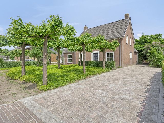 Meester van Coothstraat 21, Lith