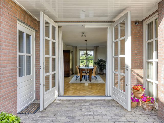 Meester van Coothstraat 21, Lith