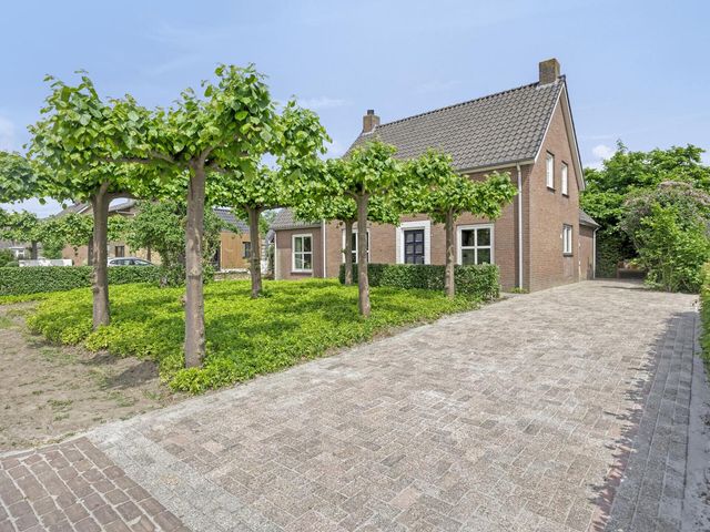 Meester van Coothstraat 21, Lith