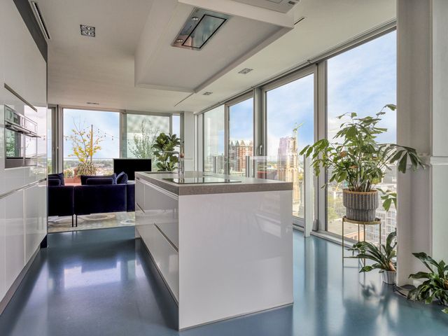 Halvemaanpassage 76, Rotterdam