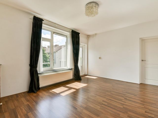 Ariana Nozemanstraat 15 3, Amsterdam