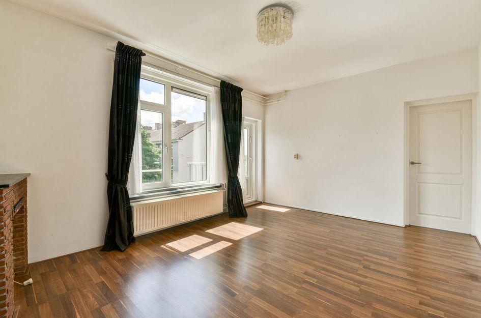 Ariana Nozemanstraat 15 3