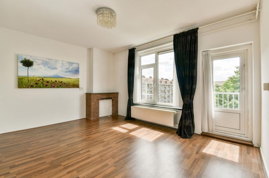Ariana Nozemanstraat 15 3