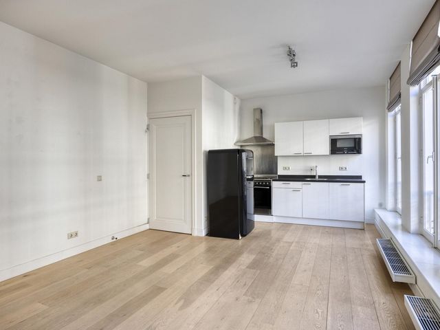 Noordeinde 87B, 'S-Gravenhage