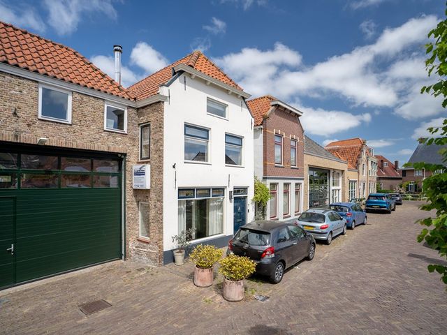 's-Herenstraat 56, Maasland