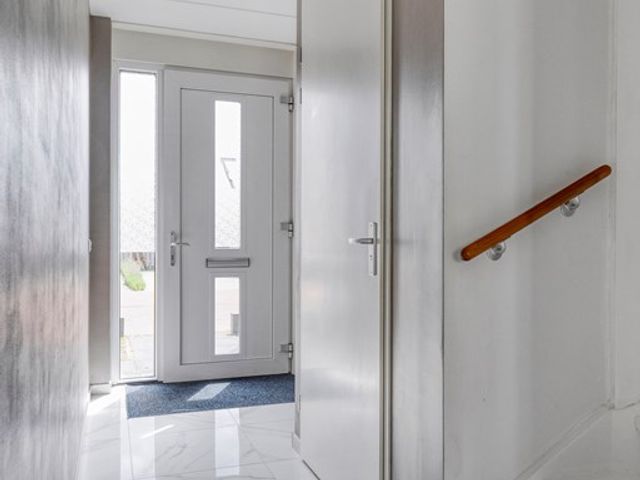 Brasem 7, Veenendaal