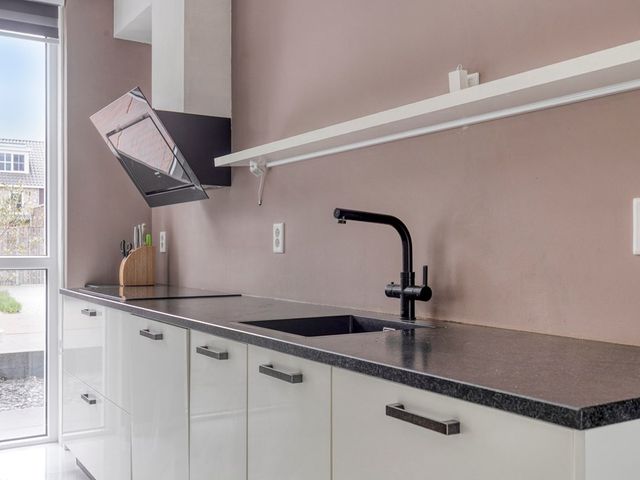 Brasem 7, Veenendaal