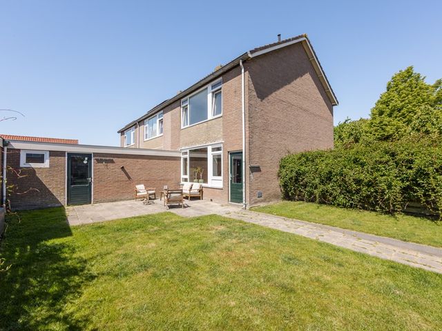 Menno Simonsstraat 16, Witmarsum