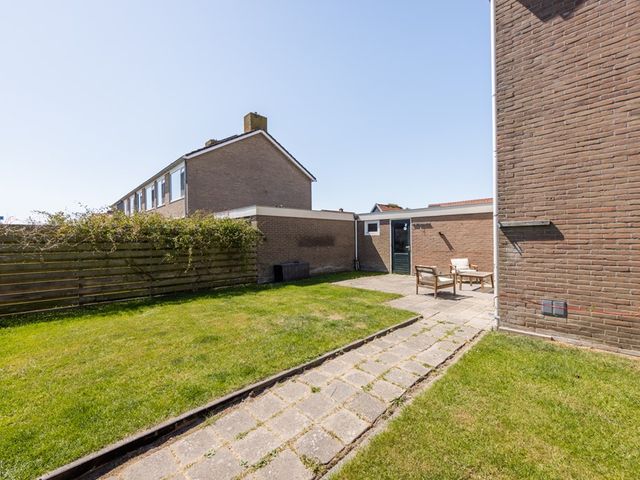Menno Simonsstraat 16, Witmarsum