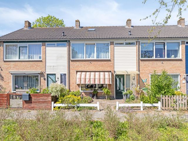 Hertog Albrechtstraat 382, Grootebroek
