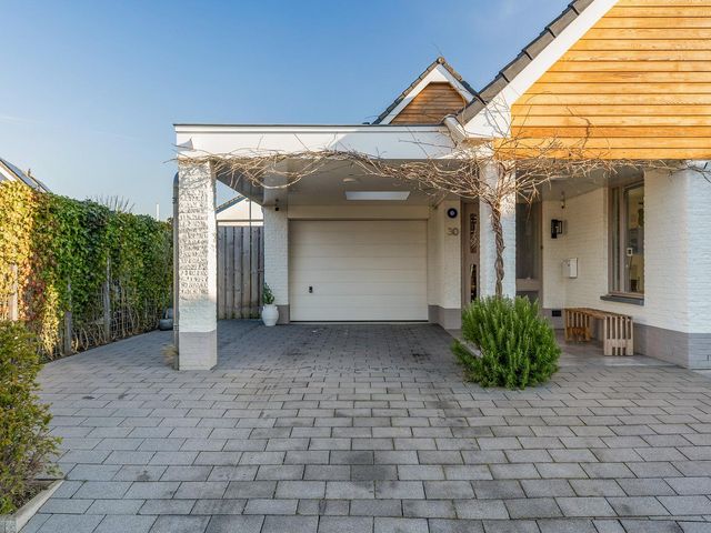 Marshalllaan 30, Hellevoetsluis
