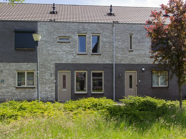 Mgr. Bekkersstraat 18, Waalwijk