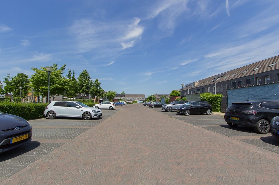 Mgr. Bekkersstraat 18
