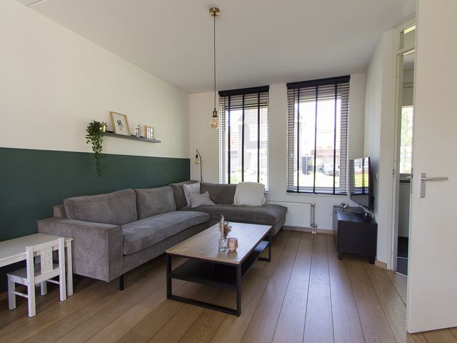 Mgr. Bekkersstraat 18, Waalwijk