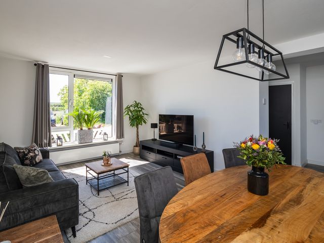Haarstraat 8, Enspijk