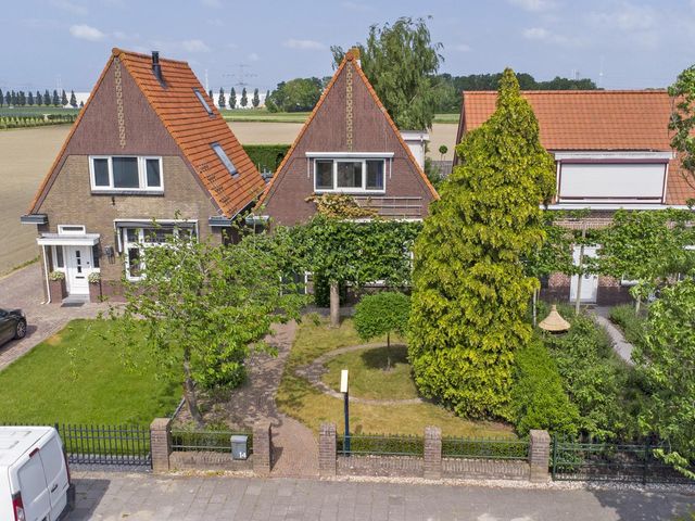 Zandweg 14, Kruiningen