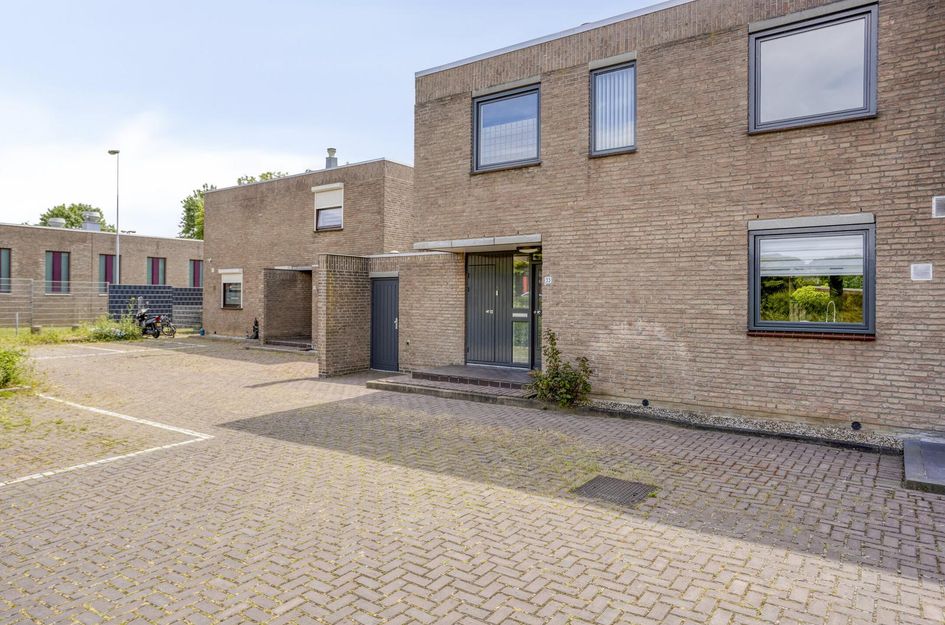 Willem Alexanderweg 33