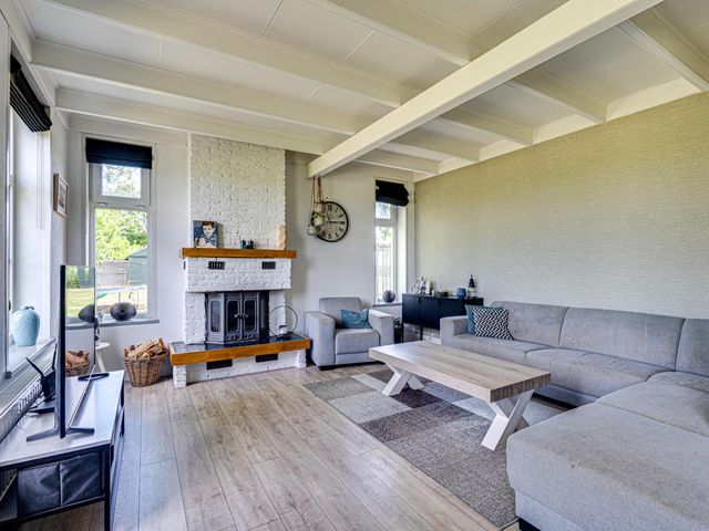 Lewedijk 43, Lewedorp