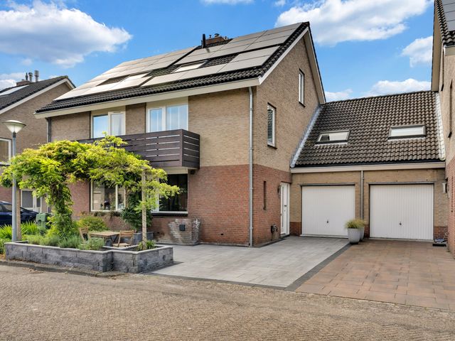 Buizerderf 22, Voorschoten