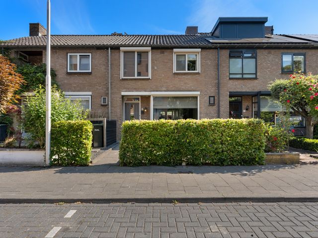 De Savornin Lohmanweg 17, Alblasserdam