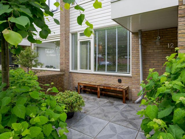 Thorbeckeweg 12, Voorschoten