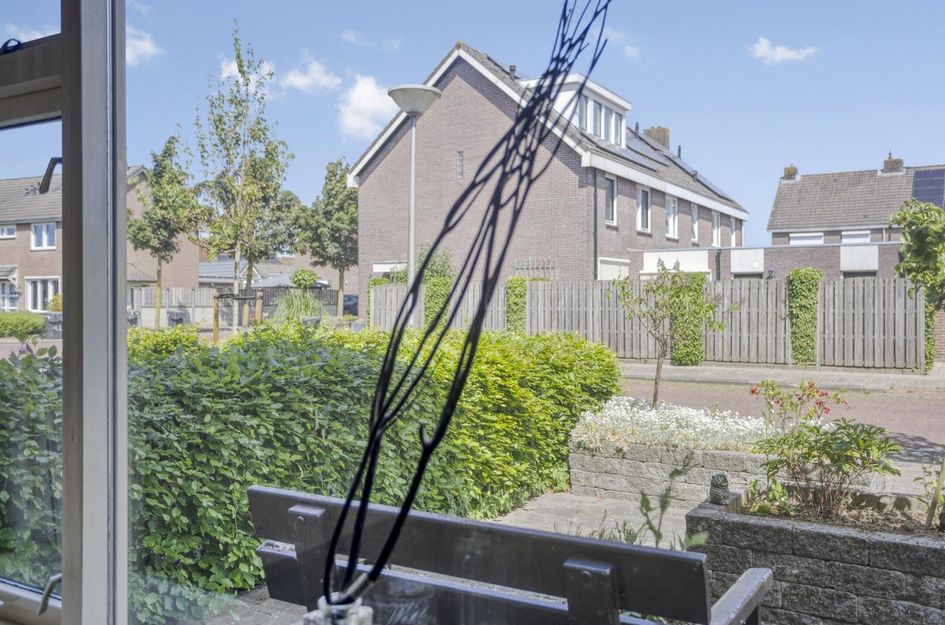 Louis Pasteurlaan 24