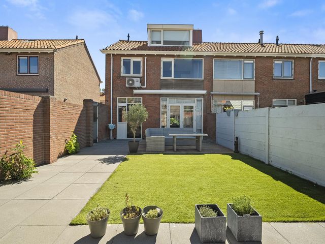 Waalstraat 18, Den Helder