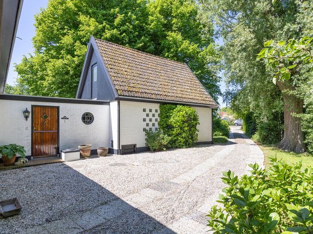 De Wymerts 1, Molkwerum