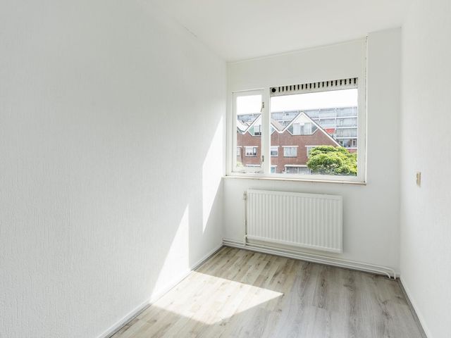 Bazeldijk 4, Rotterdam
