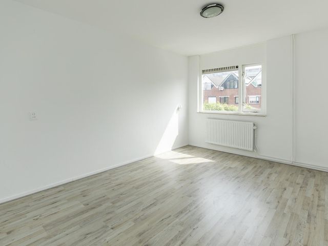 Bazeldijk 4, Rotterdam