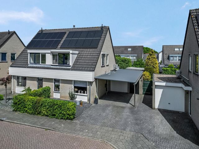 De Breeacker 19, Oosterhout