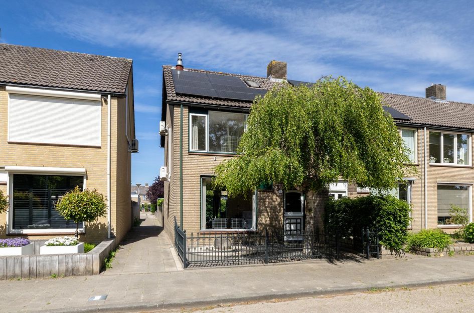 Plateelbakkerstraat 18