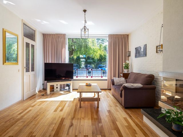 Plateelbakkerstraat 18, Breda