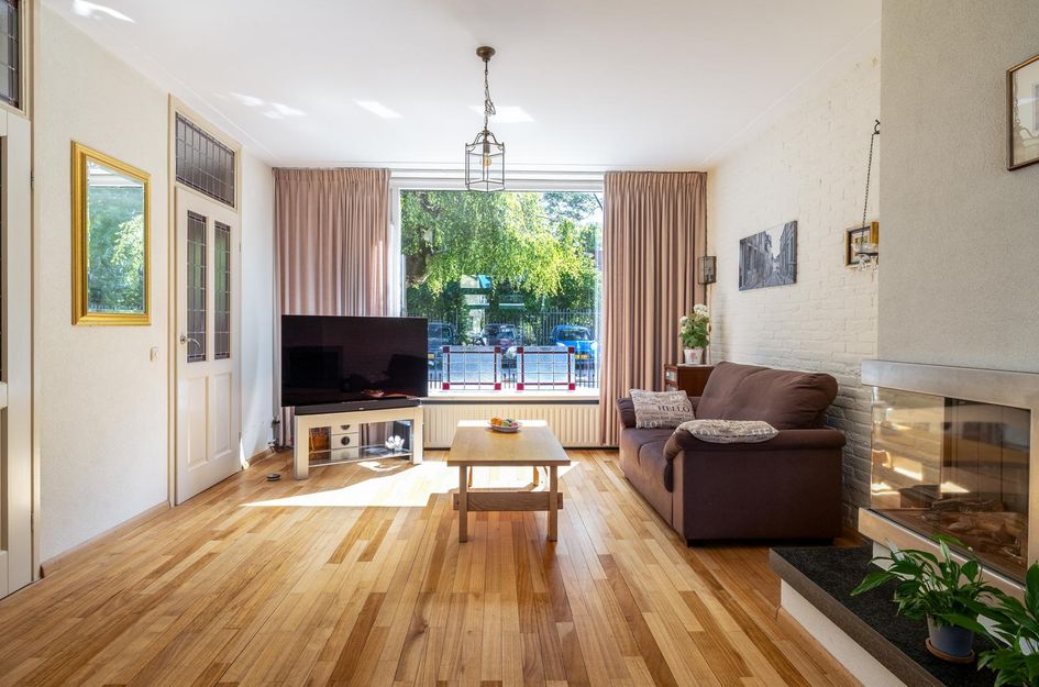 Plateelbakkerstraat 18