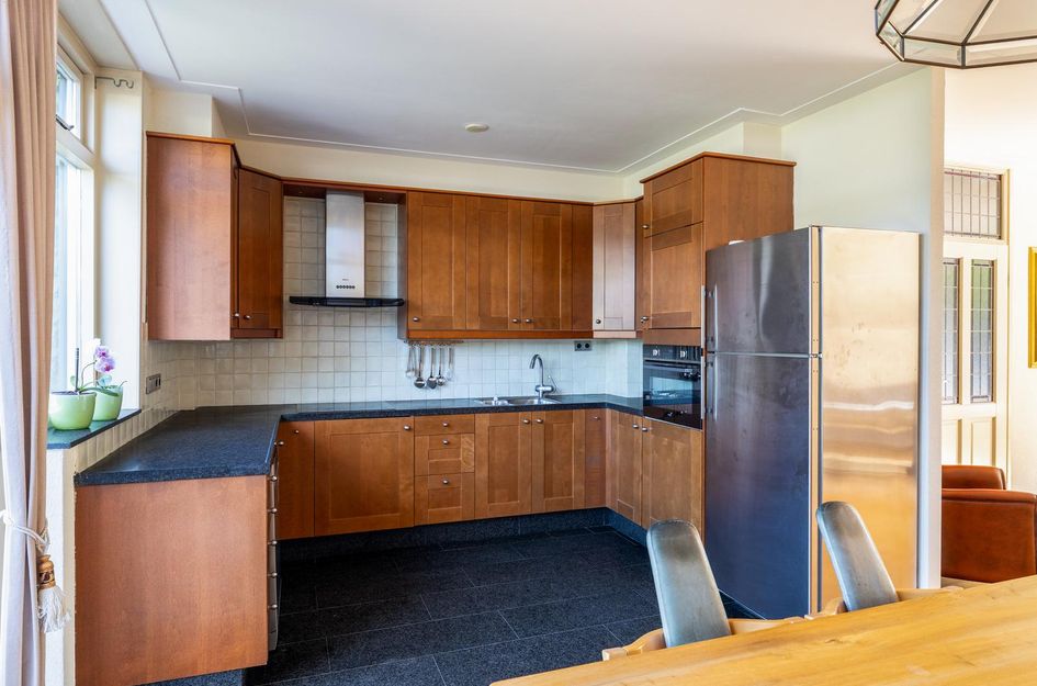 Plateelbakkerstraat 18