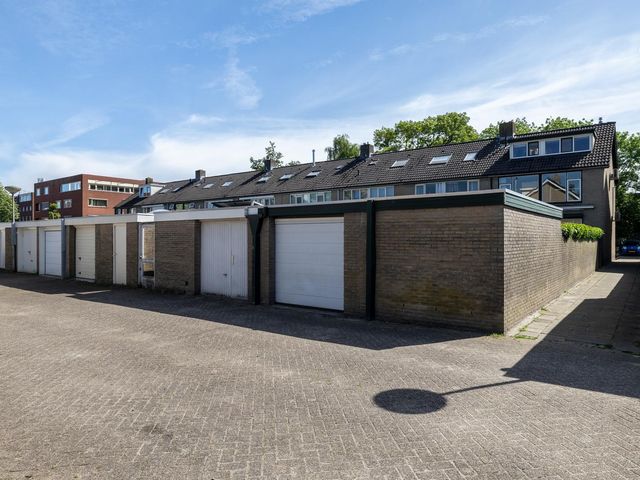 Plateelbakkerstraat 18, Breda