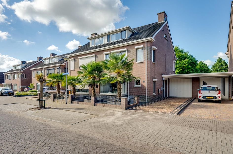 Sint Walfriedstraat 38