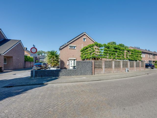 Noordsingel 64, Sprundel