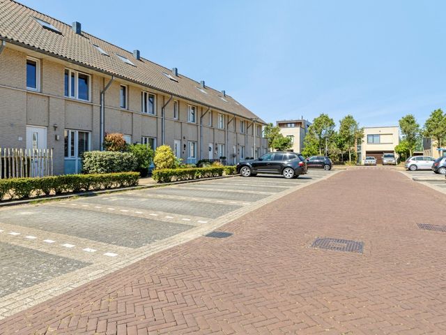 Ben Kleijwegthof 15, Hoek Van Holland