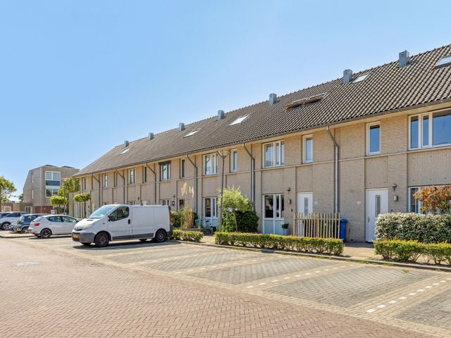 Ben Kleijwegthof 15, Hoek Van Holland