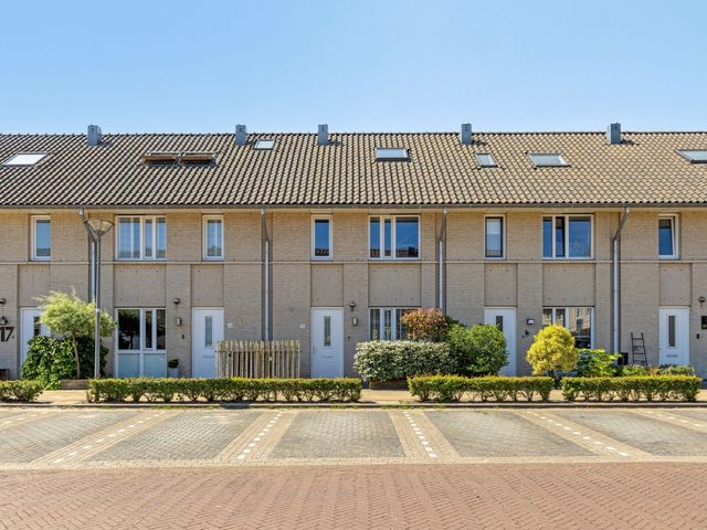 Ben Kleijwegthof 15, Hoek Van Holland