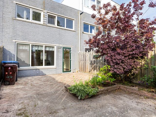 Rie Cramerlaan 33, Leiden