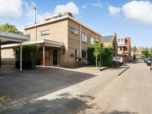 Westpolderstraat 12, Schiedam