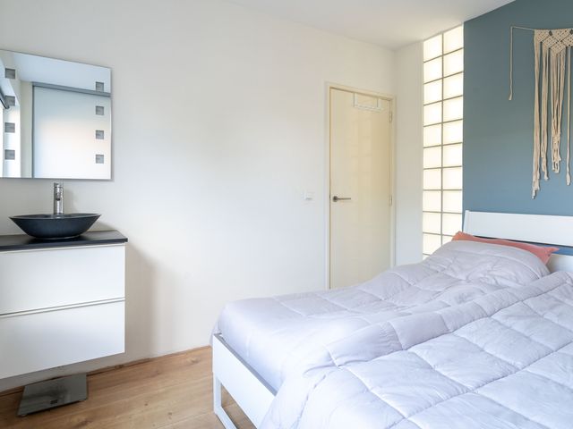 Buizerdstraat 18, Assen